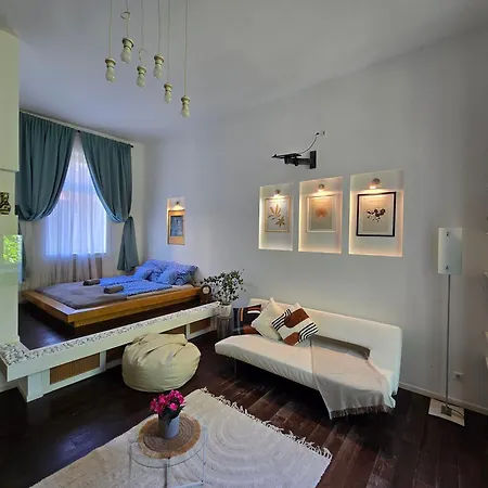 Apartamento Andrassy Loft Near The Park - Heroes' Square *