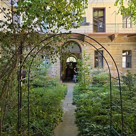 Apartamento Andrassy Loft Near The Park - Heroes' Square