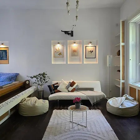 Apartment Andrassy Loft Near The Park - Heroes' Square